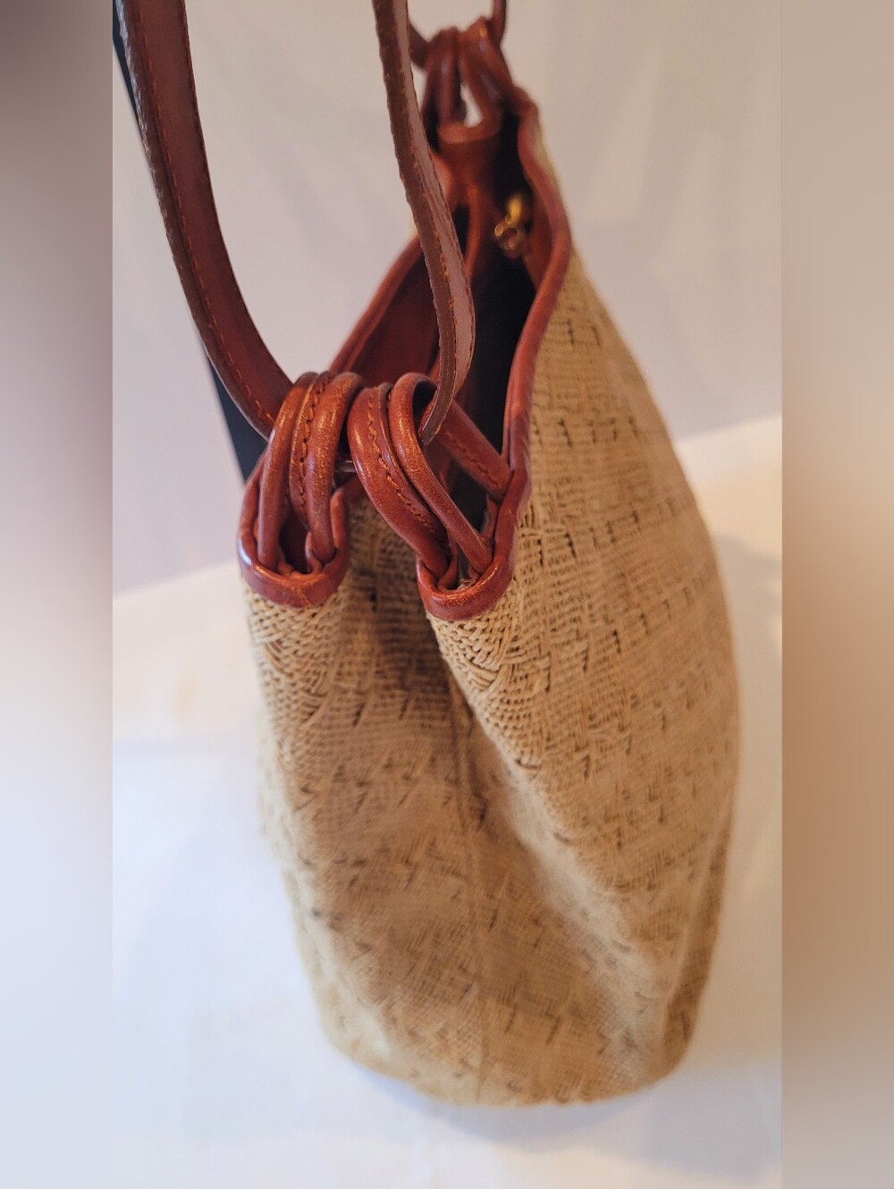 SOLD!!!!De Vecchi Woven Straw Tote with Learher Trim - Picture 3 of 10